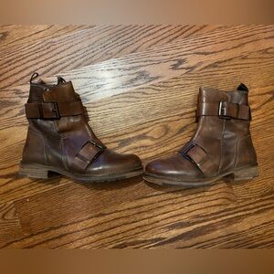 Vintage Foundry Bobbi Boots